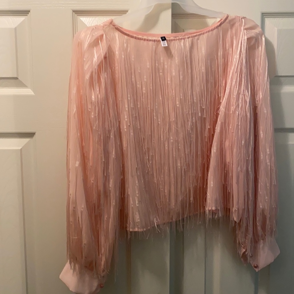 Medium long sleeve crop top.Thin chiffon material.